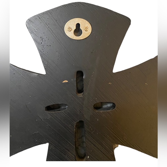 Wooden Cross - Picture 2 of 4